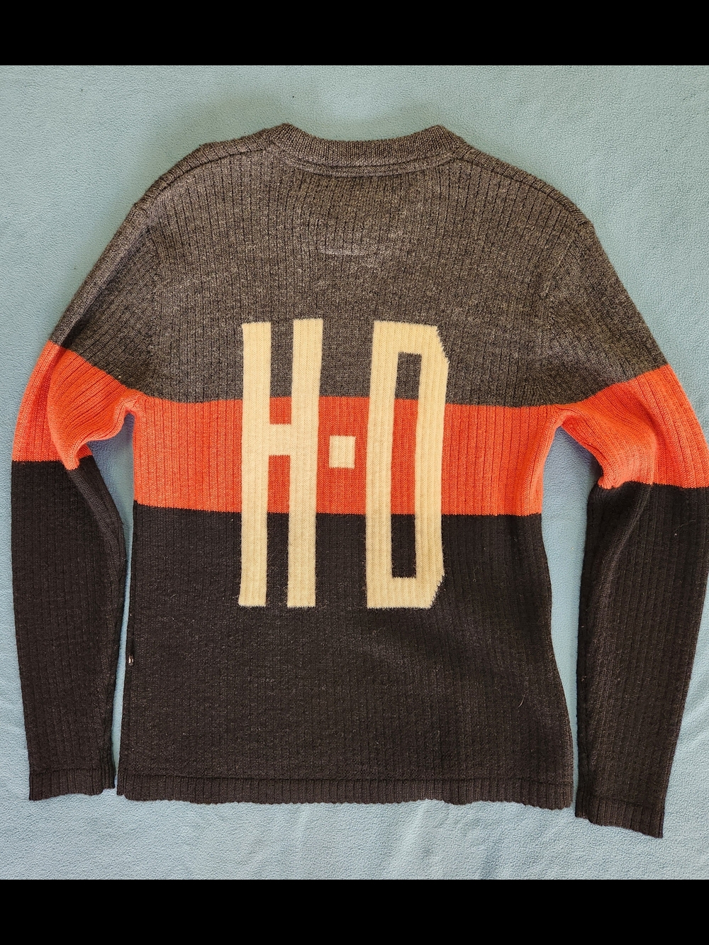 Harley-Davidson Gray, Black & Orange Ribbed Crewneck Sweater with Bold Cream H-D